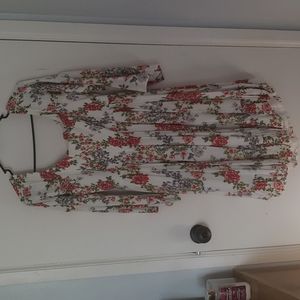 Torrid White Bell Sleeve Floral Dress Size 2